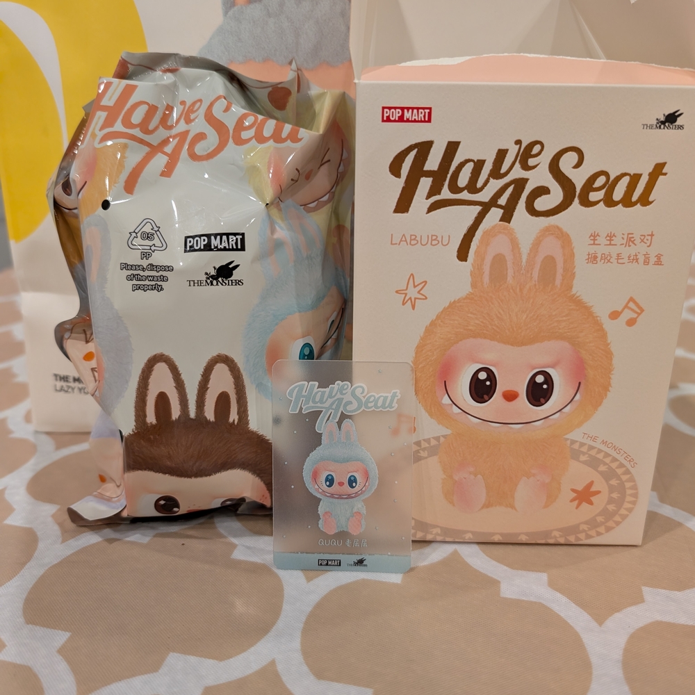 🪑 Pop Mart x THE MONSTERS Have A Seat Labubu - Ququ